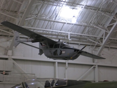 Cessna_O-2A_Skymaster.jpg